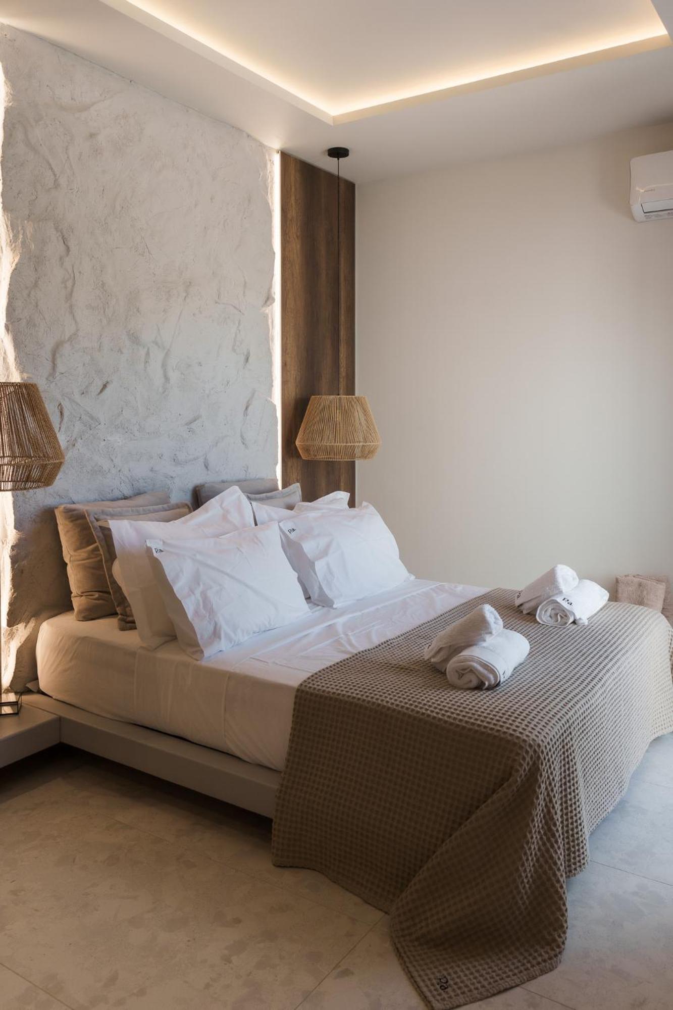 Poema Antiparos Aparthotel Exterior photo