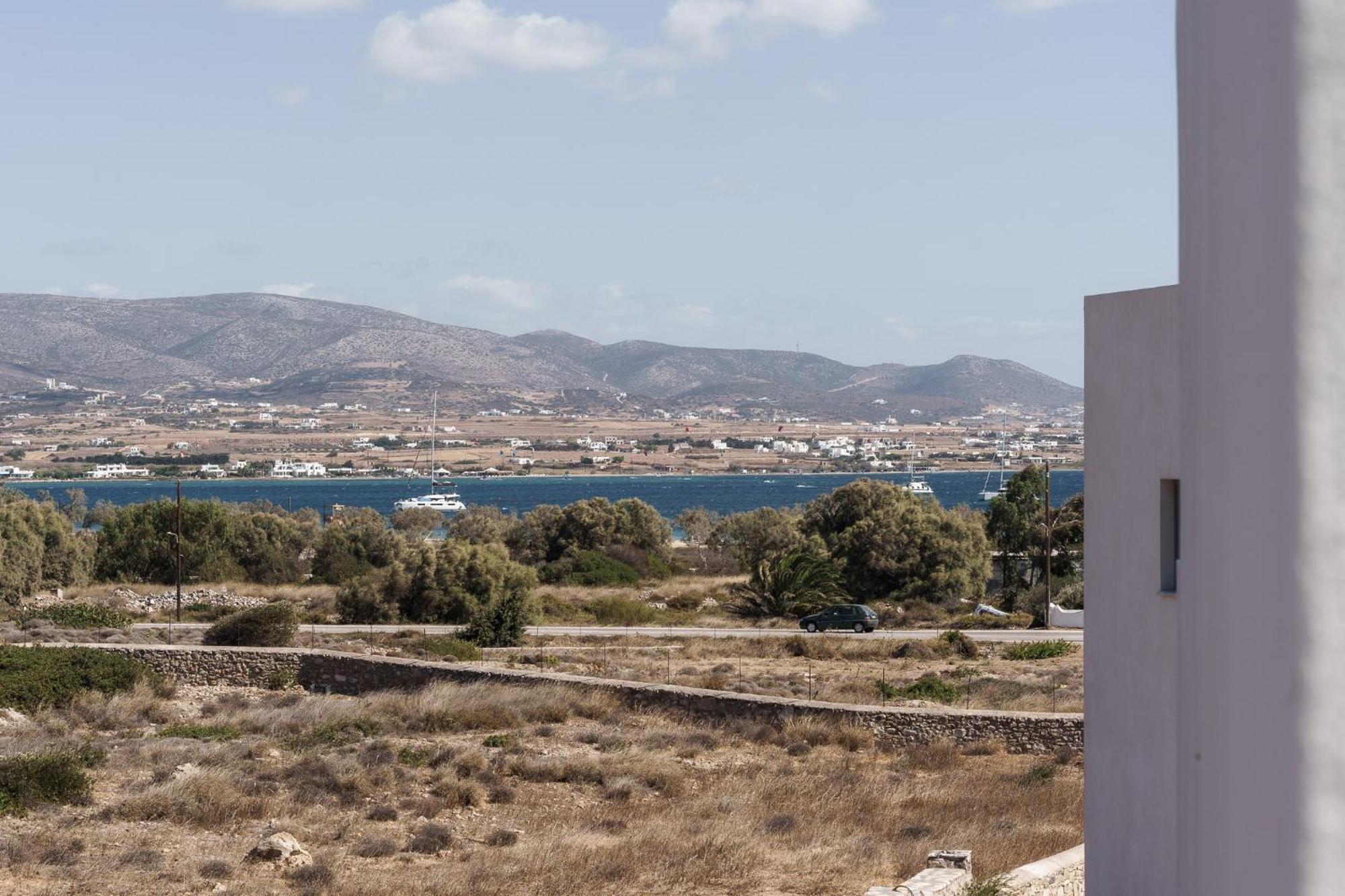 Poema Antiparos Aparthotel Exterior photo